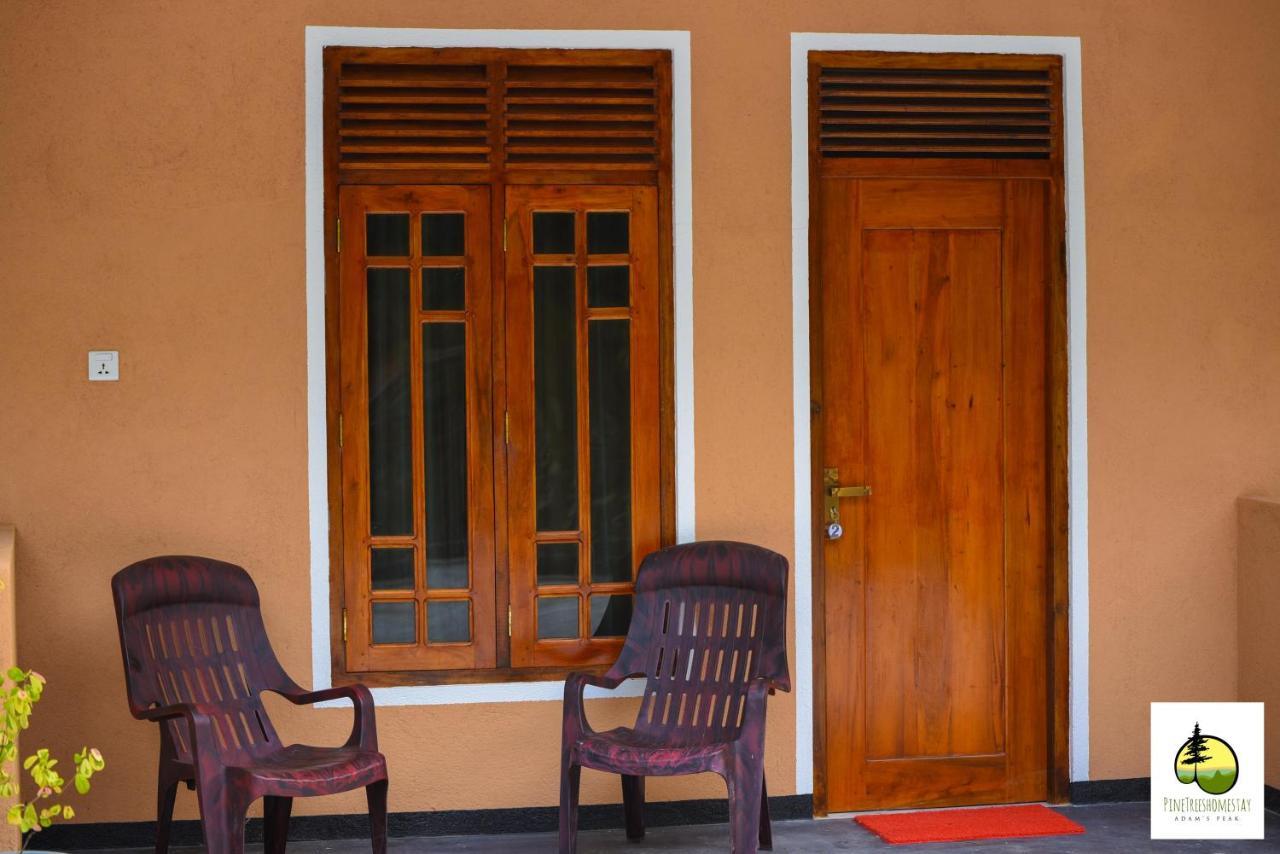 Pine Trees Homestay 날라탄니야 외부 사진